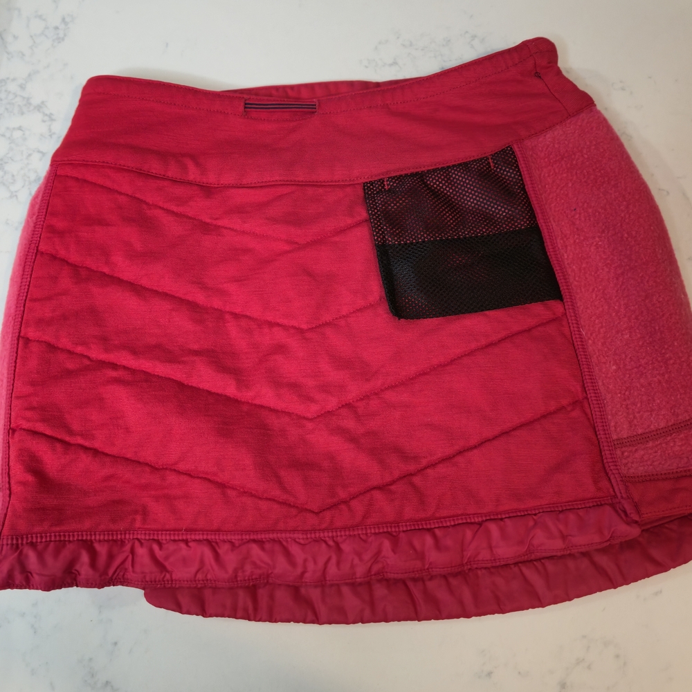 Smartwool‎ Red Quilted Mini Skirt - Picture 11 of 12